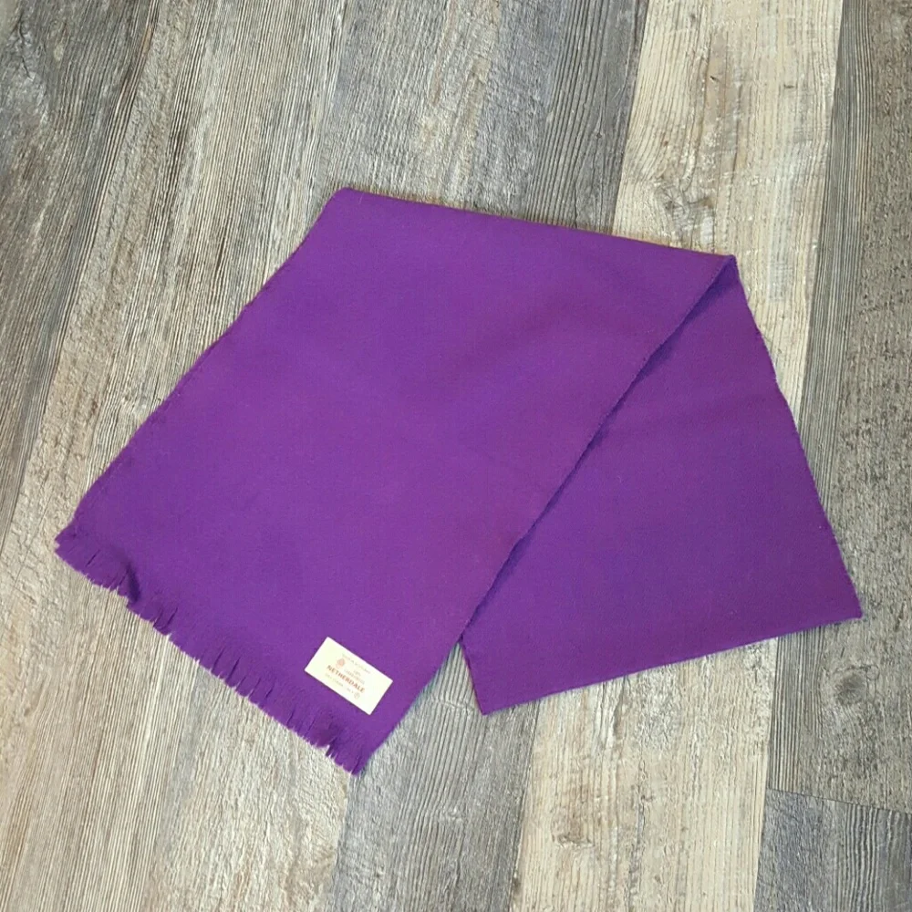 Netherdale scarf purple lambswool made in Scotland Vintage